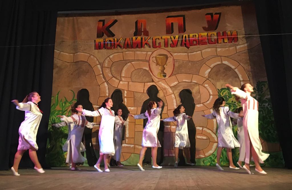 31122693 454064115007870 5636327552961216512 n