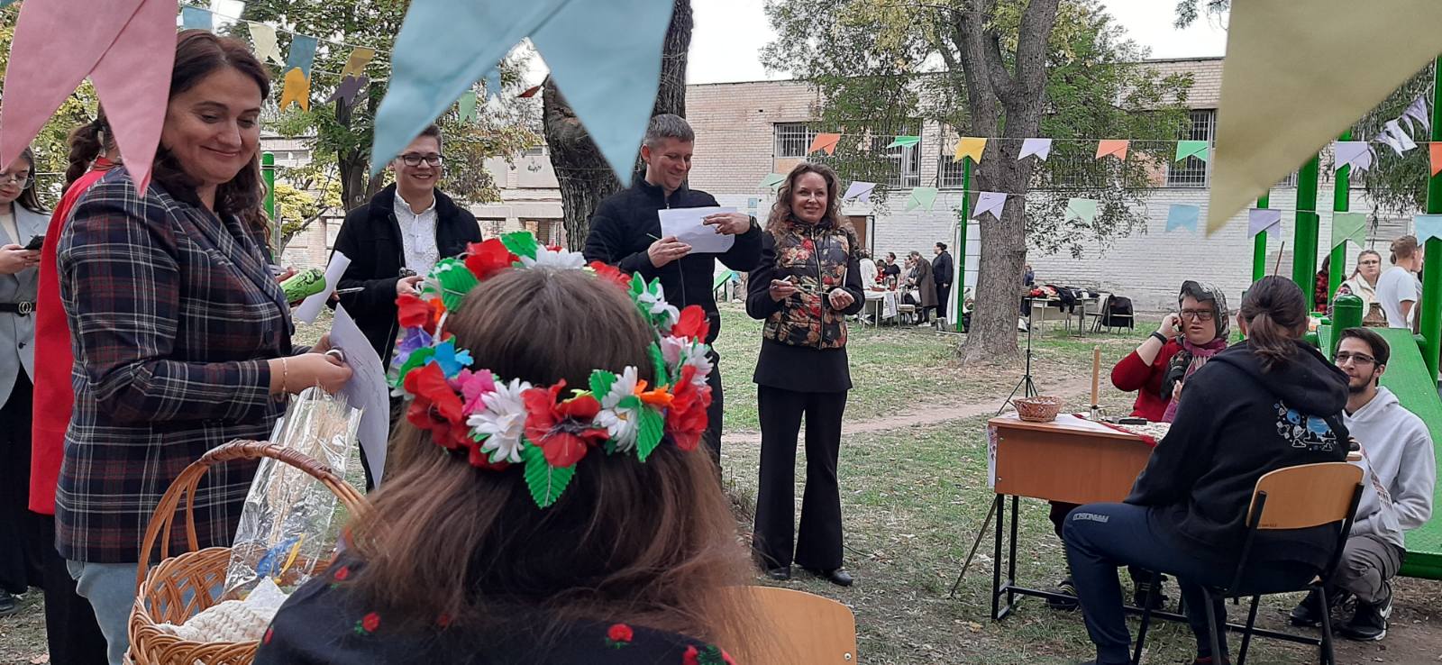 2025 10 01 09 30 45 355