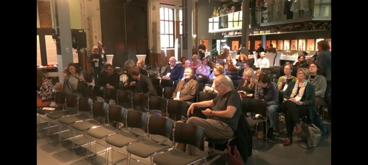 photo 2025 10 23 21 43 48