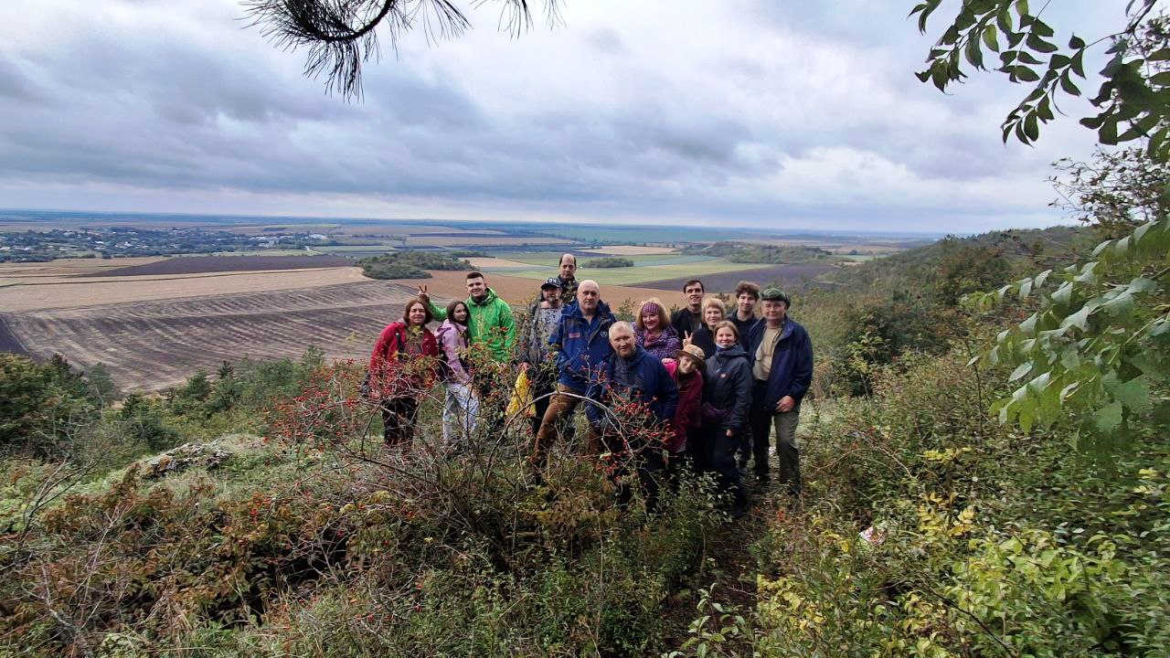 photo 2025 10 09 18 28 13