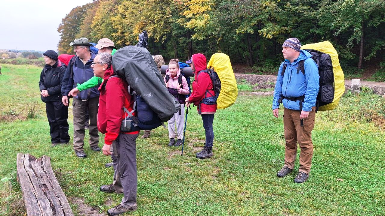 photo 2025 10 09 18 12 30