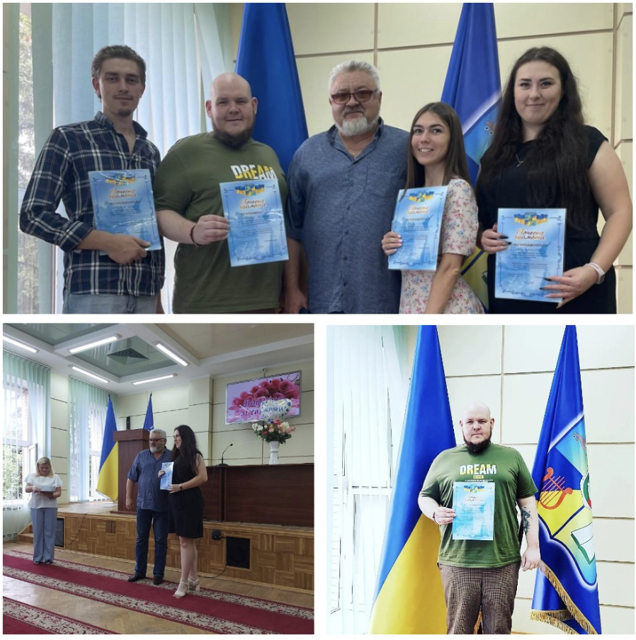 DDE5E521 16C8 4C93 BC8D 84601F393F98