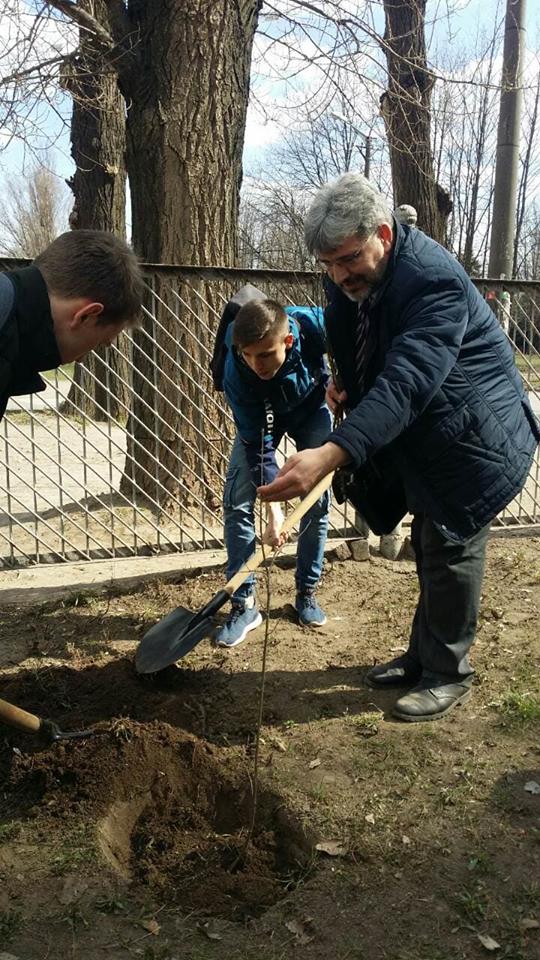 56120224 489995354867562 637459479864016896 n