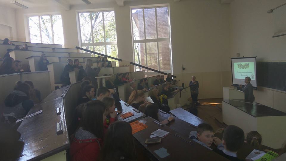 31081356 1098798343593083 8306533322457088000 n