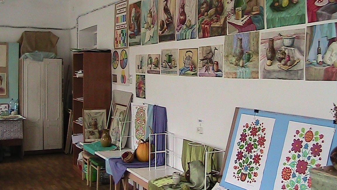 Петриківка 9